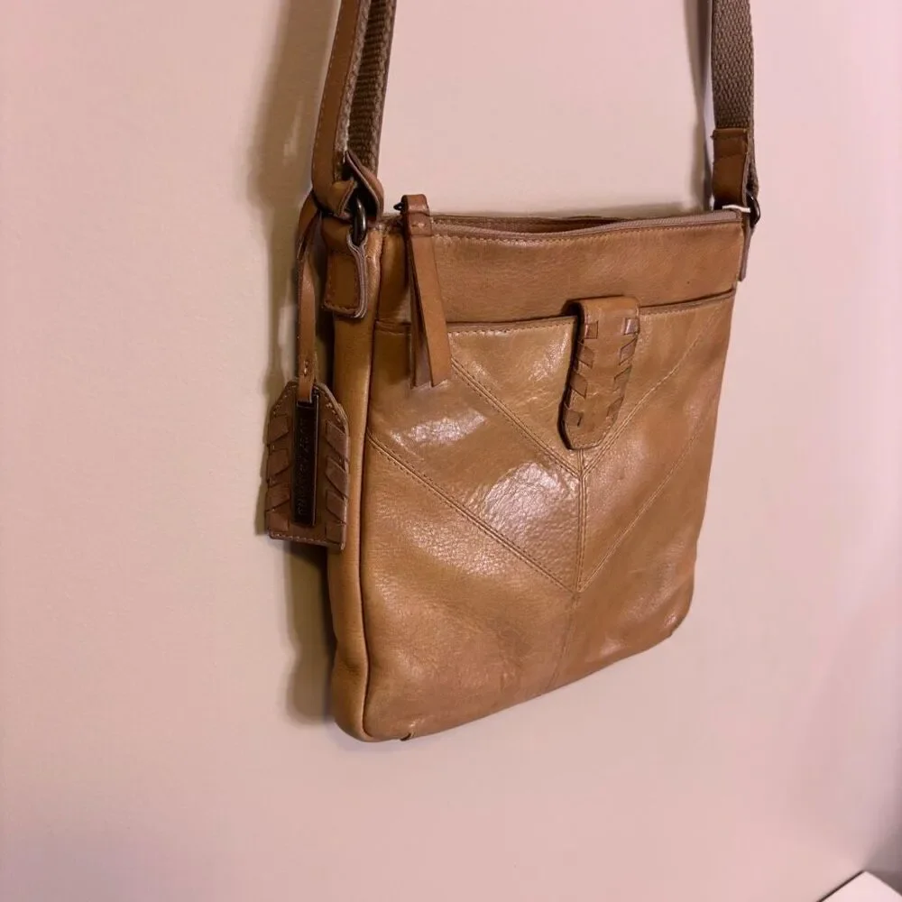 Lucky Brand‎ Tan Leather Crossbody Purse